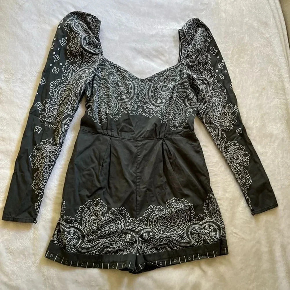 Rococo Sand Bandana Paisley Romper Gray Cotton Size M Style OB2408350 - Picture 10 of 10